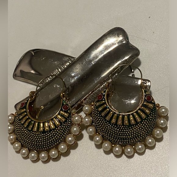 Large statement Bohemian style l hoop pierce earrings - Picture 1 of 3
